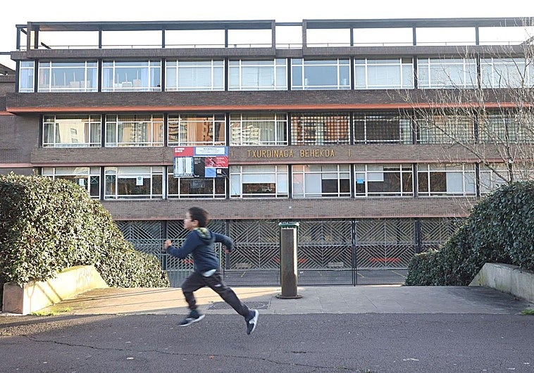 El instituto de Txurdinaga perderá el Bachillerato en el curso 2027/28