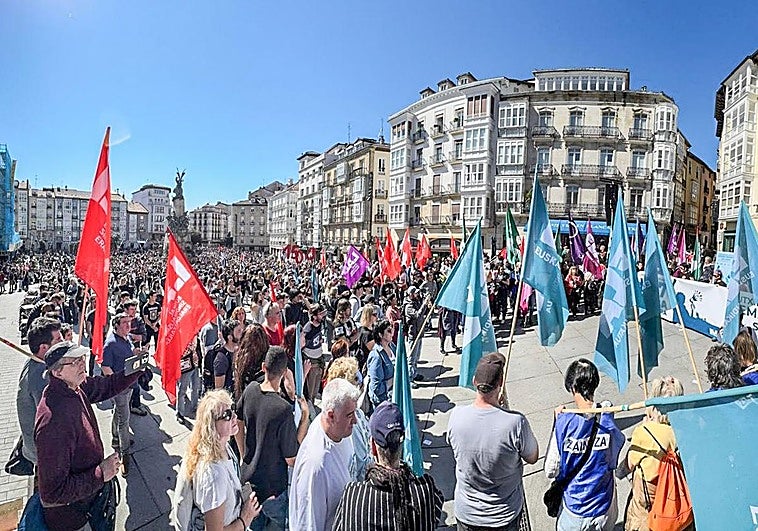 La huelga general de ELA y LAB por un salario mínimo vasco tiene un impacto desigual