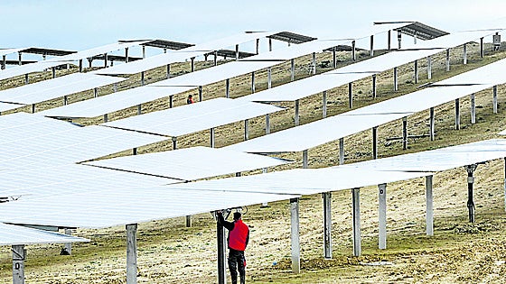 Renuncian a un parque ligado a la línea de alta tensión hacia Bizkaia