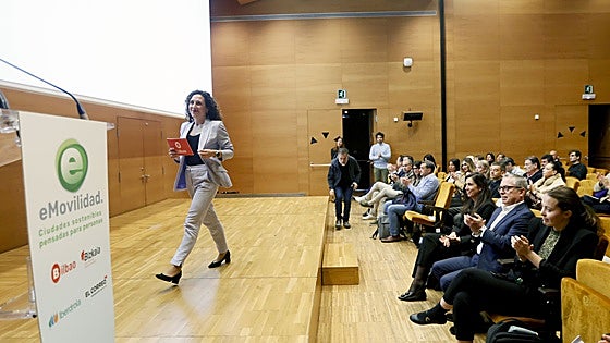 «La bicicleta es más que deporte; es un transporte que transforma ciudades»