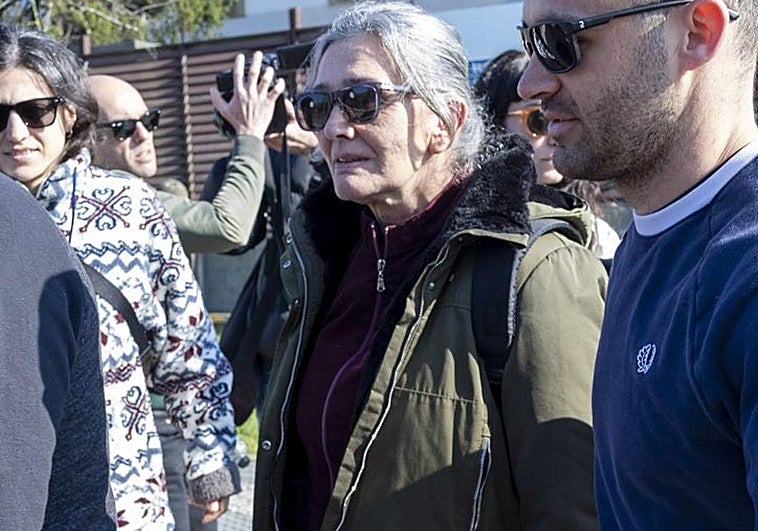 'Anboto' regresa al caserío que ETA usó para esconder armas