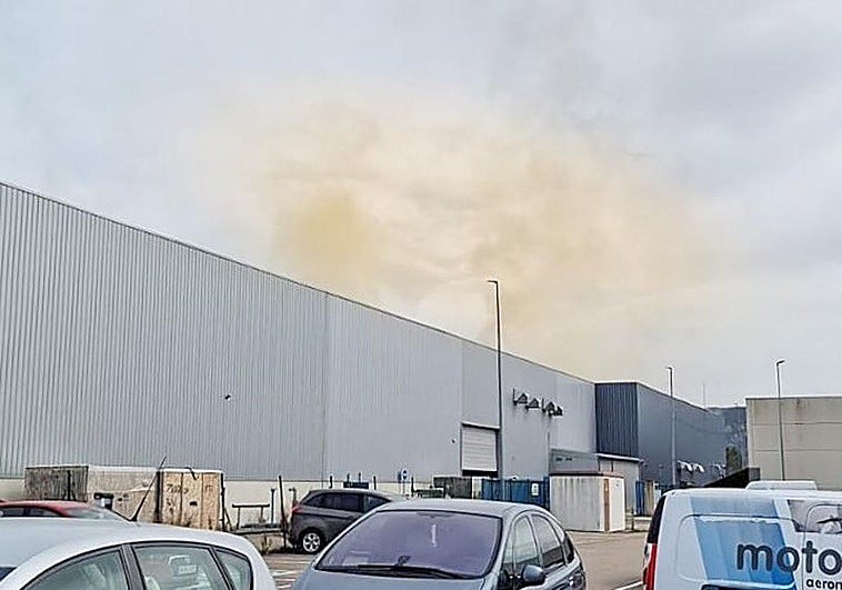 Desalojan la planta de Aernnova en Álava por un incendio