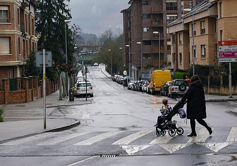 Tres detenidos tras una pelea con navajas y bates de béisbol en una pensión okupada en Usansolo