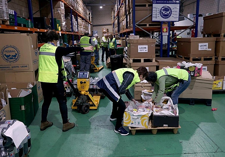 La ley contra el desperdicio dispara la actividad del Banco de Alimentos de Bizkaia