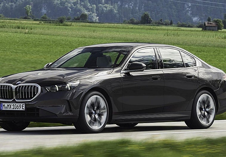 Estos son los nuevos coches oficiales del Gobierno vasco y el precio de cada uno de ellos