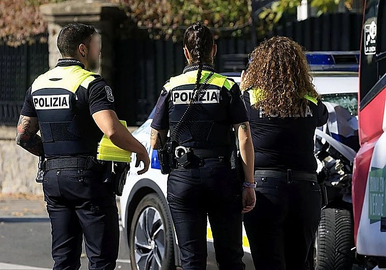 Detienen a una mujer por agredir y echar a su marido de la vivienda en Vitoria