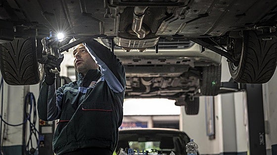 Las autónomos cuyas cuotas se incrementan 135 euros al mes este año