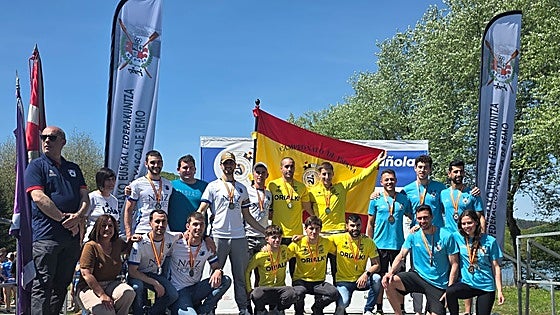 Orio conquista el Campeonato de España senior de bateles tres décadas después