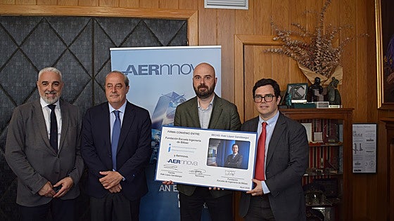 Dos becas para retener talento en nombre de Iñaki López de Gandásegui