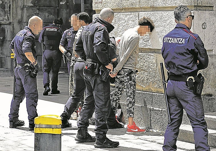 Ba al dago erdigunerik segurtasunaren inguruko eztabaidan?