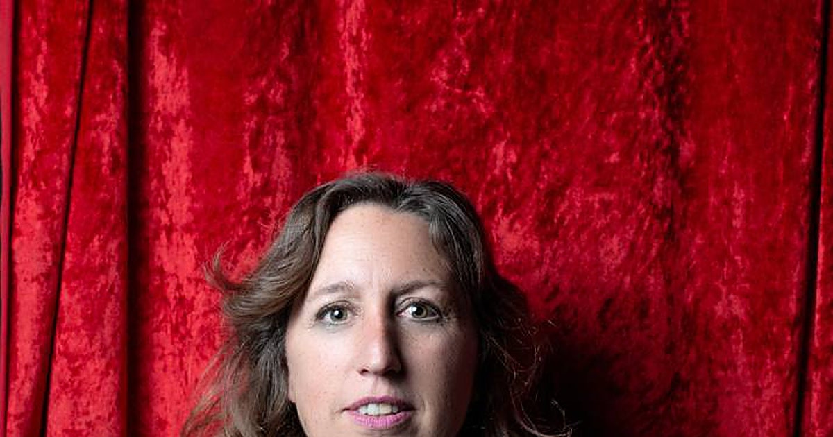Carmen Berasategui: «Hablo de la dictadura de las madres por estar siempre y de la culpabilidad por no estar»