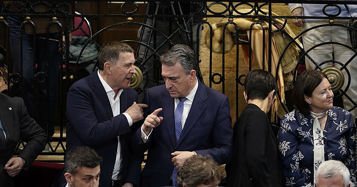El euskera destapa la estrategia electoral de los partidos a un año de las municipales