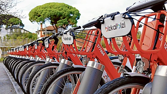 Las bicicletas forales llegarán a partir de enero a siete municipios de la comarca