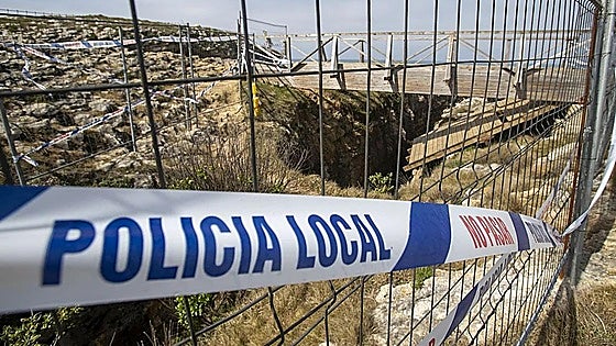 La jueza cita como investigado al ingeniero que diseñó la pasarela de Santander