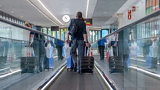 Iberia, Vueling y Volotea no cancelarán vuelos pese a la crisis del combustible