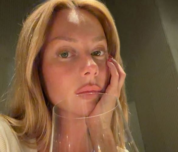 Ester Expósito cierra comentarios en redes tras acoso por su novio — image 2