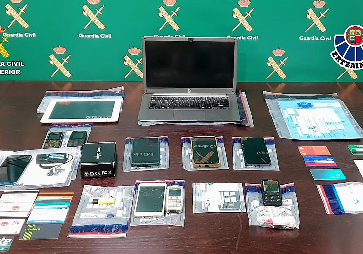 Detenido por estafar a empresas vascas con la técnica 'Man in the middle' e identidades robadas a fallecidos