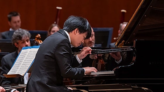 Kit Armstrong: la luz sobre Mozart