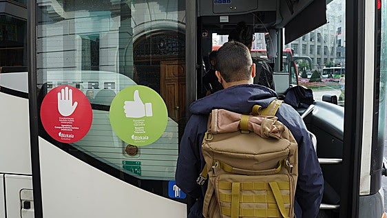 El Ayuntamiento de Arrigorriaga reclama cambios en Bizkaibus para mejorar las conexiones