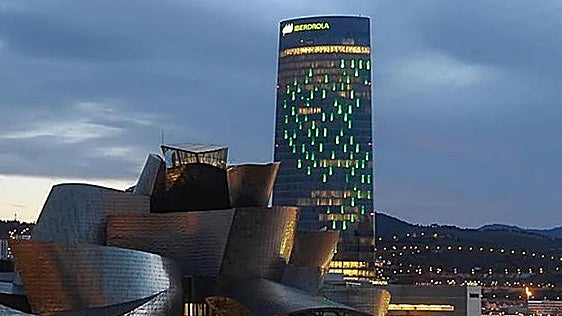 La gran fiesta de cumpleaños de Iberdrola en Bilbao: un espectáculo de drones, Juanes, Rigoberta Bandini...