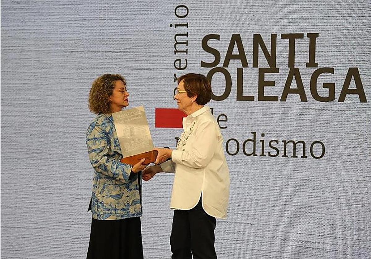 La periodista colombiana Jineth Bedoya recibe el primer premio Santi Oleaga