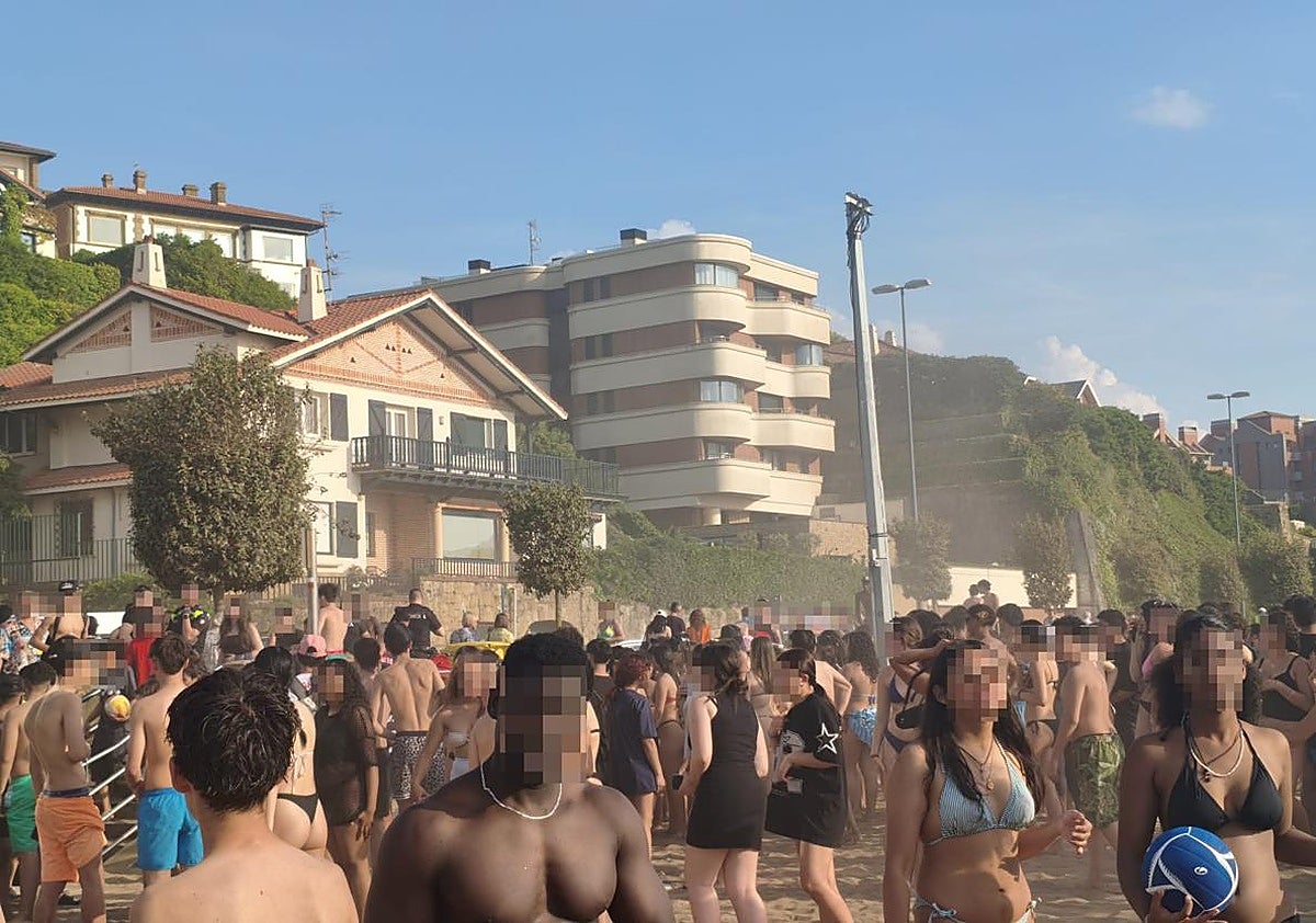 El blindaje policial devuelve la calma a Ereaga tras el caos del viernes