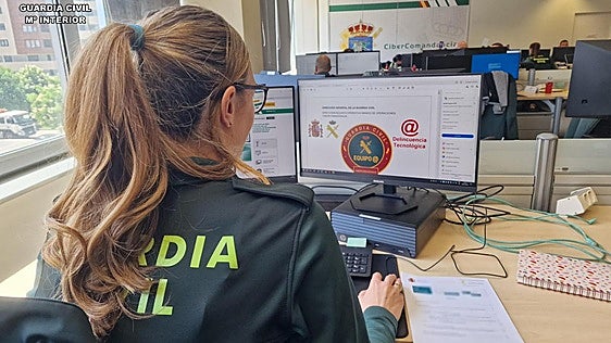 La Guardia Civil esclarece una estafa informática perpetrada por un bilbaíno