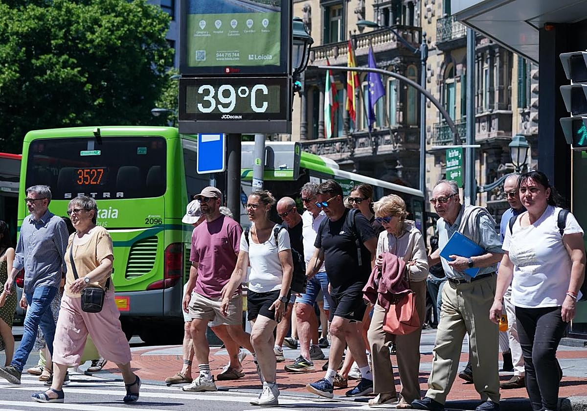 No es una simple ola de calor: el fenómeno de la 'cúpula' que achicharra a España y el resto de Europa