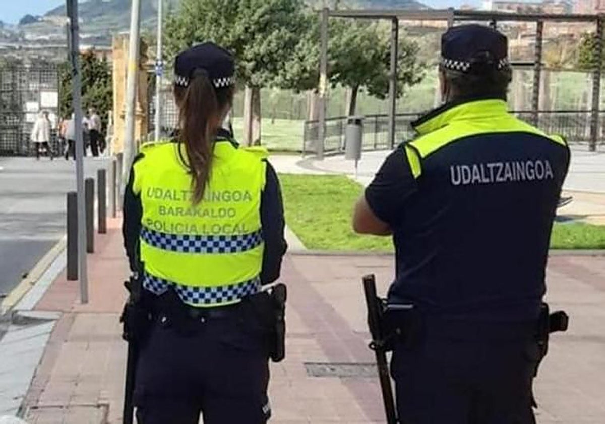 Un vecino de Barakaldo encuentra su casa okupada tras volver de un viaje