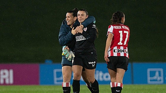 Olatz Santana, nueva baja en el Athletic para el próximo curso