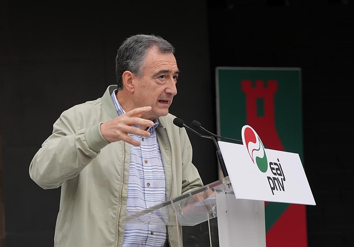Esteban redobla la presión sobre Sánchez y exige explicaciones ya | El Correo