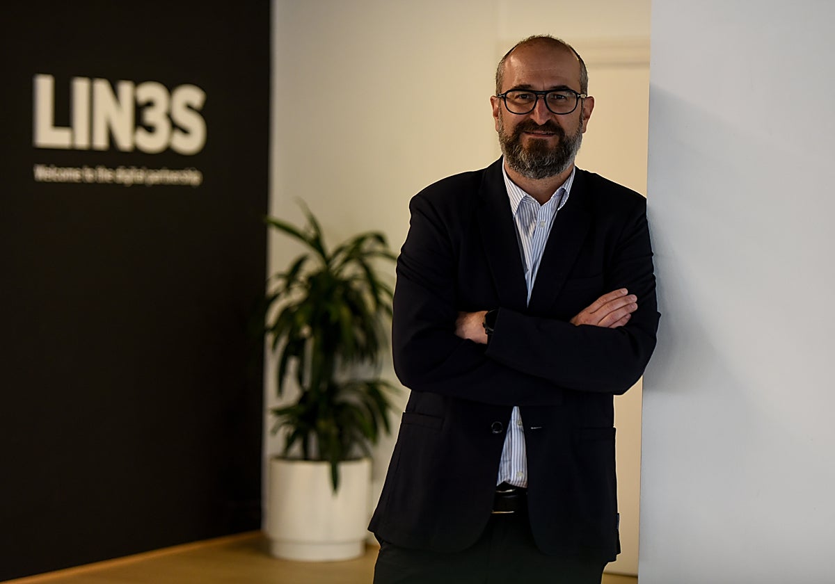 De regentar un cibercafé en Bilbao a asesorar a empresas del Ibex-35