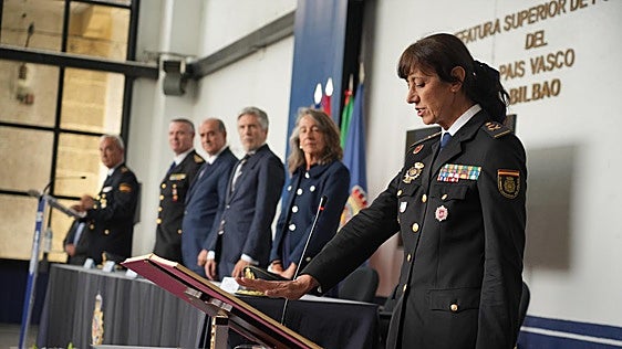 La nueva jefa superior se compromete a que la Policía Nacional tenga «visibilidad» en Euskadi
