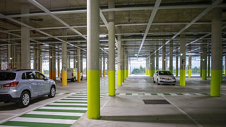 Vitoria quiere reforzar el alquiler de coches en la estación de buses para impulsar su parking