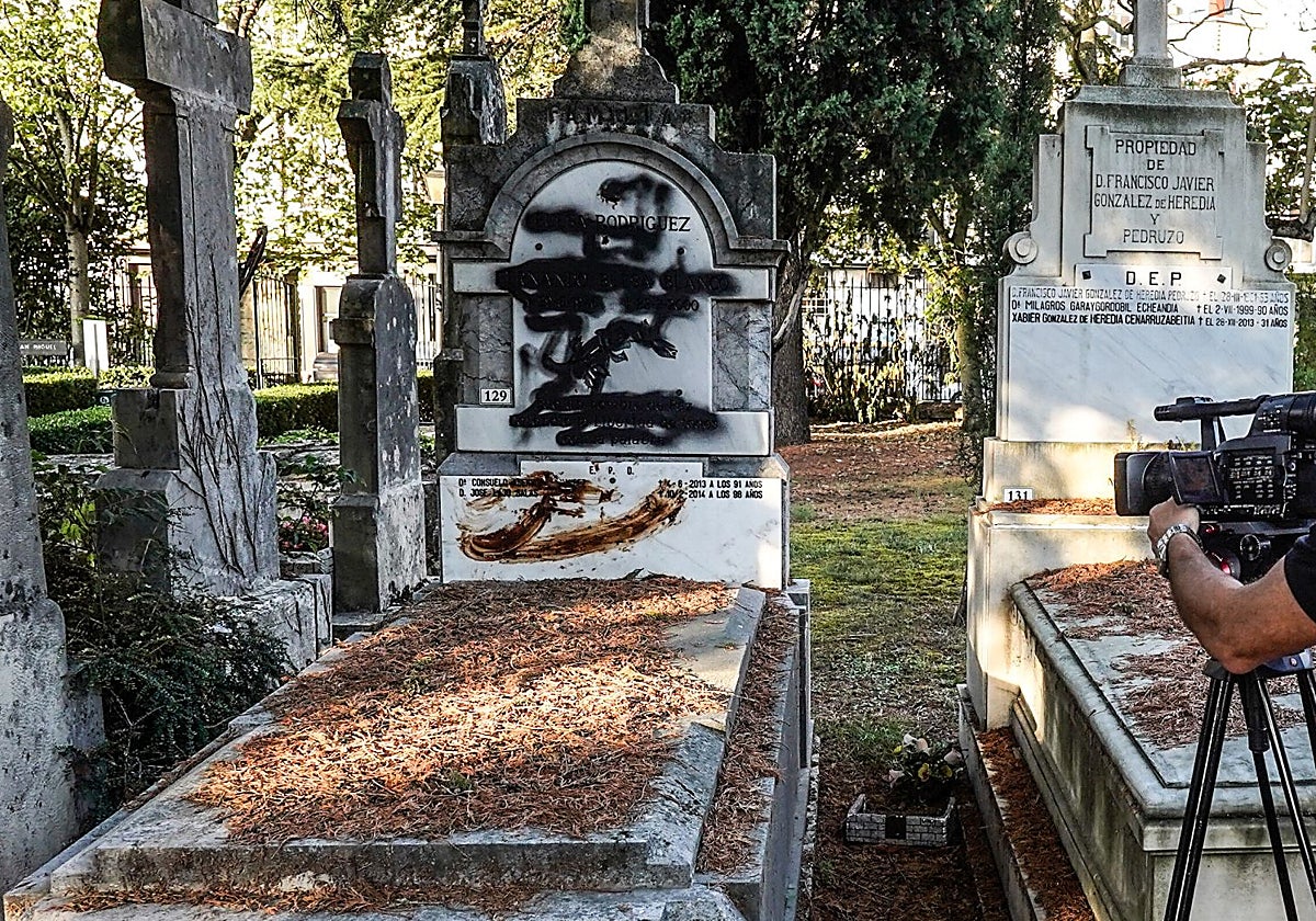 El acusado de atacar con heces la tumba de Fernando Buesa ni