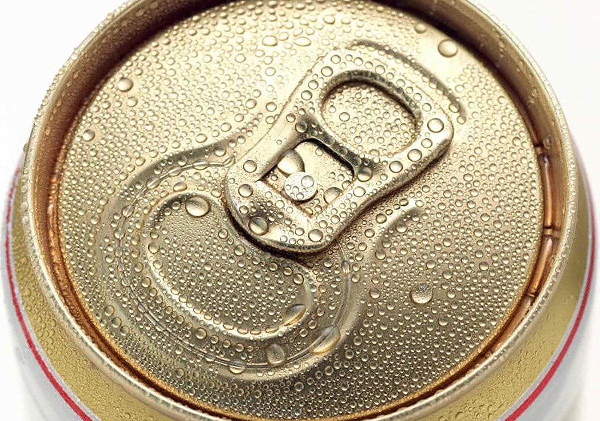 Trece meses de cárcel por robar un pack de cervezas de menos