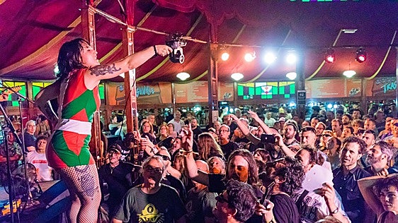 Sauna y templo del rock más descarado