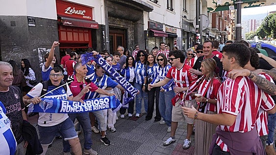 La afición del Alavés se hace notar en Bilbao: «Venimos para repetir lo del año pasado»