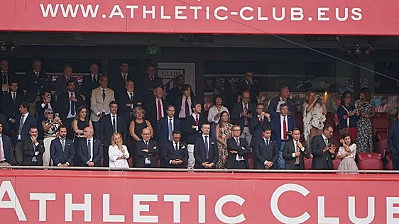 Las explicaciones del Athletic a los afectados por la polémica retirada de invitaciones para San Mamés
