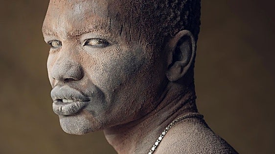'Sudán del Sur, la piel de la tierra', una inmersión en ese África que se asoma a la extinción