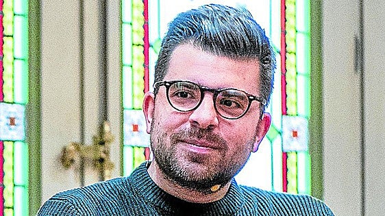 José Ignacio Carnero: «El secuestro de un trasatlántico no encaja en la historia de España del siglo XX»