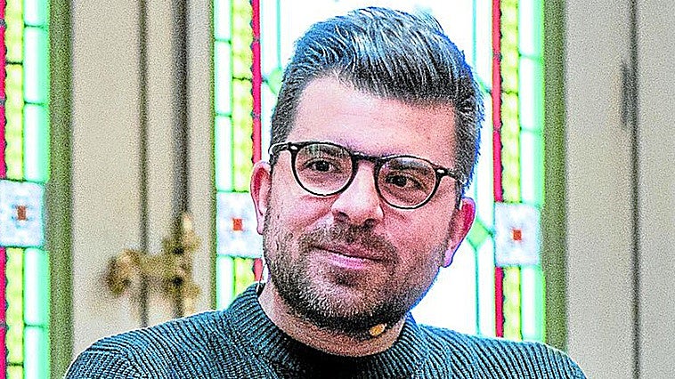 José Ignacio Carnero: «El secuestro de un trasatlántico no encaja en la historia de España del siglo XX»