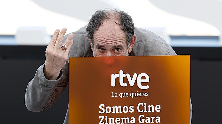Karra Elejalde: «La mitad de mi vida me prostituyo como todos, pero disfruto trabajando»
