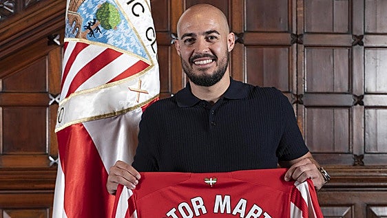 Víctor Martín, nuevo entrenador del Athletic femenino
