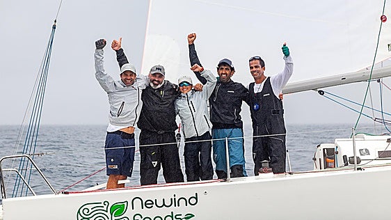 Javier Padrón repite triunfo en el Abra en el Campeonato de Europa J80 MSC
