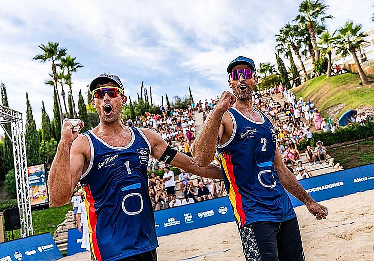 Los campeones de la edición de 2025, Adrián Gavira y Alejandro Huerta, en Higuerón Resort