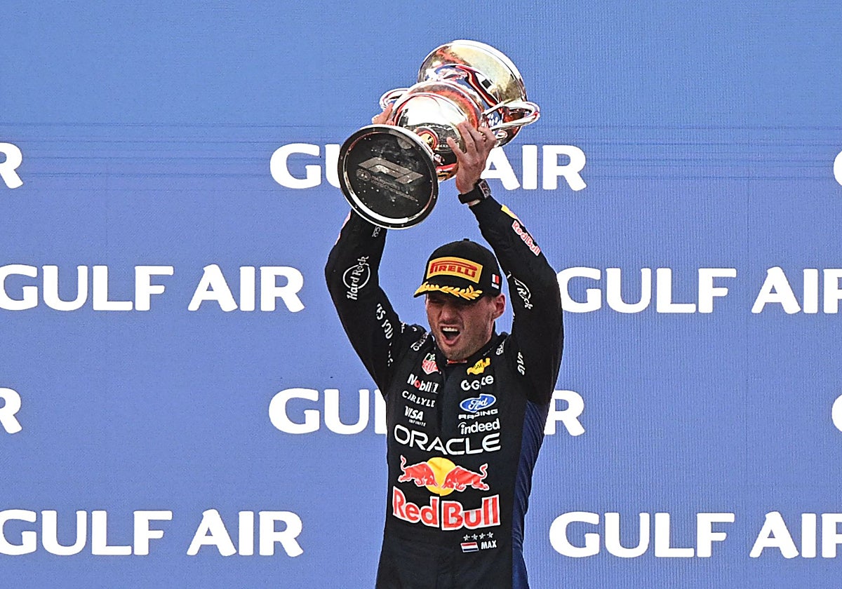 Verstappen Wins Sepang GP Amid F1 Software Chaos
