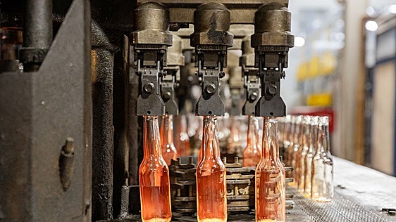 Vidrala gana un 8,9% más y compensa con Sudamérica la debilidad del mercado europeo