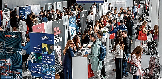 «Ya no solo buscamos ingenieros, sino perfiles que programen y automaticen»
