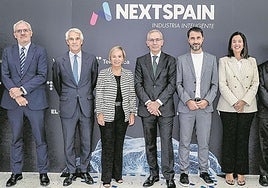 Peio Belausteguigoitia, Iñigo Barrenechea, Borja Ochoa, Ainara Basurko, Miguel Ángel Alonso, Ion Etxeberria, Itxaso Berrojalbiz, Luis Rodríguez Llopis y Oscar Villasante.